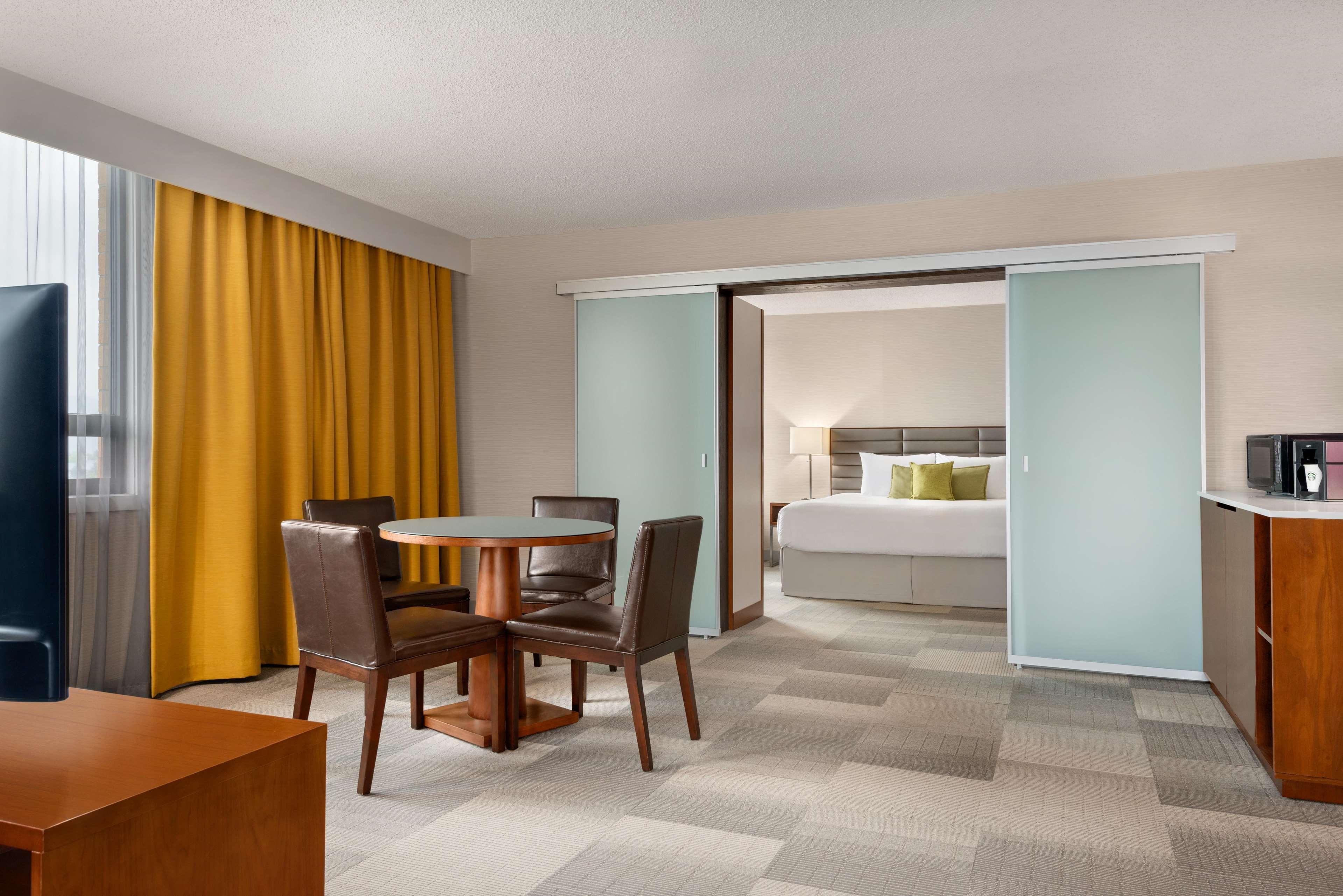 Coast Prince George Hotel By Apa מראה חיצוני תמונה