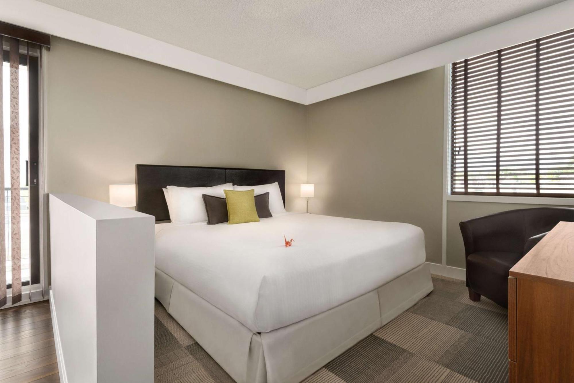 Coast Prince George Hotel By Apa מראה חיצוני תמונה