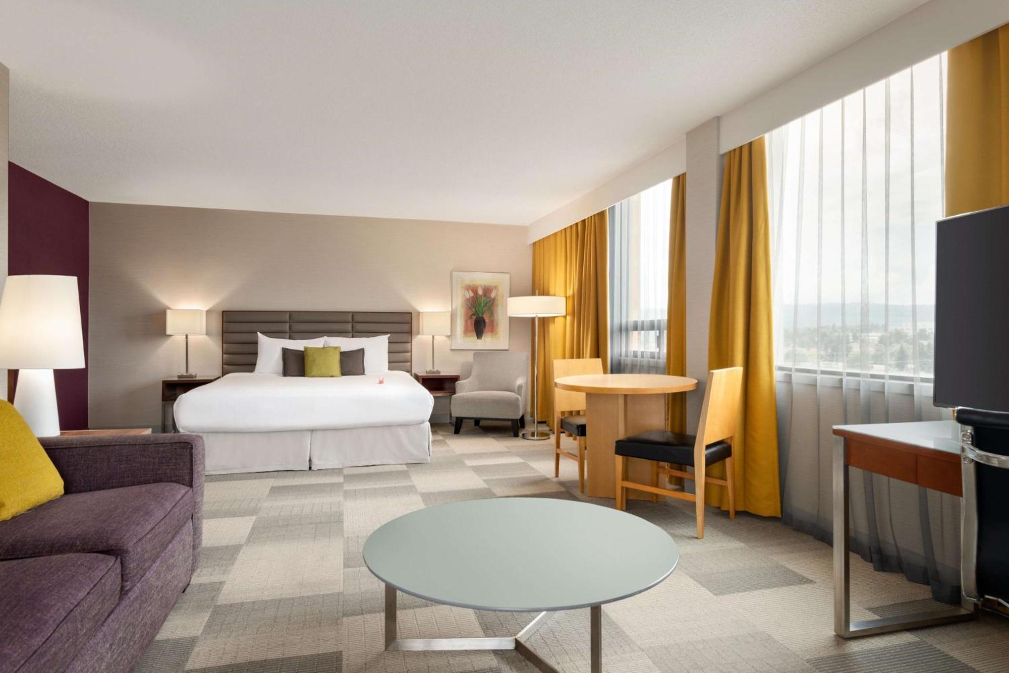 Coast Prince George Hotel By Apa מראה חיצוני תמונה
