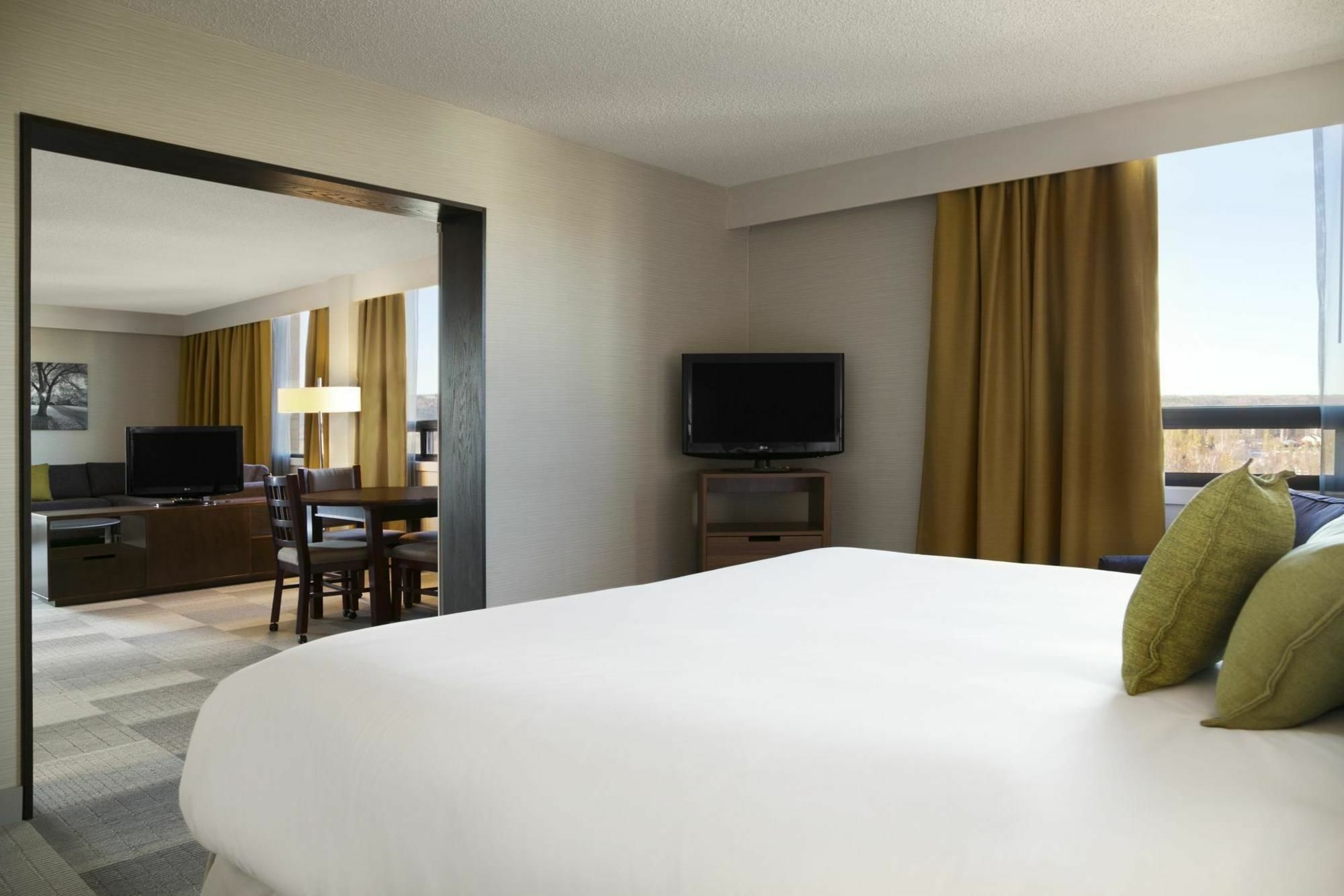 Coast Prince George Hotel By Apa מראה חיצוני תמונה