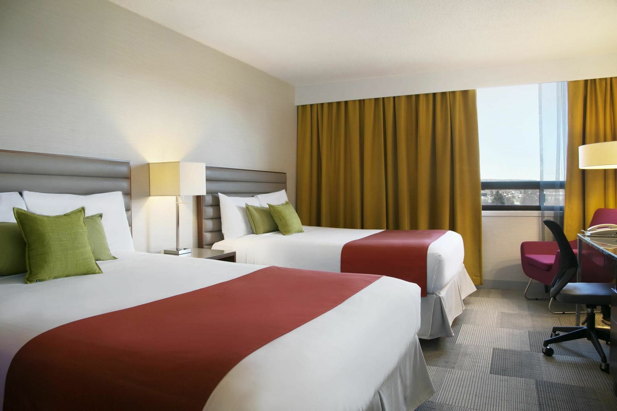 Coast Prince George Hotel By Apa מראה חיצוני תמונה